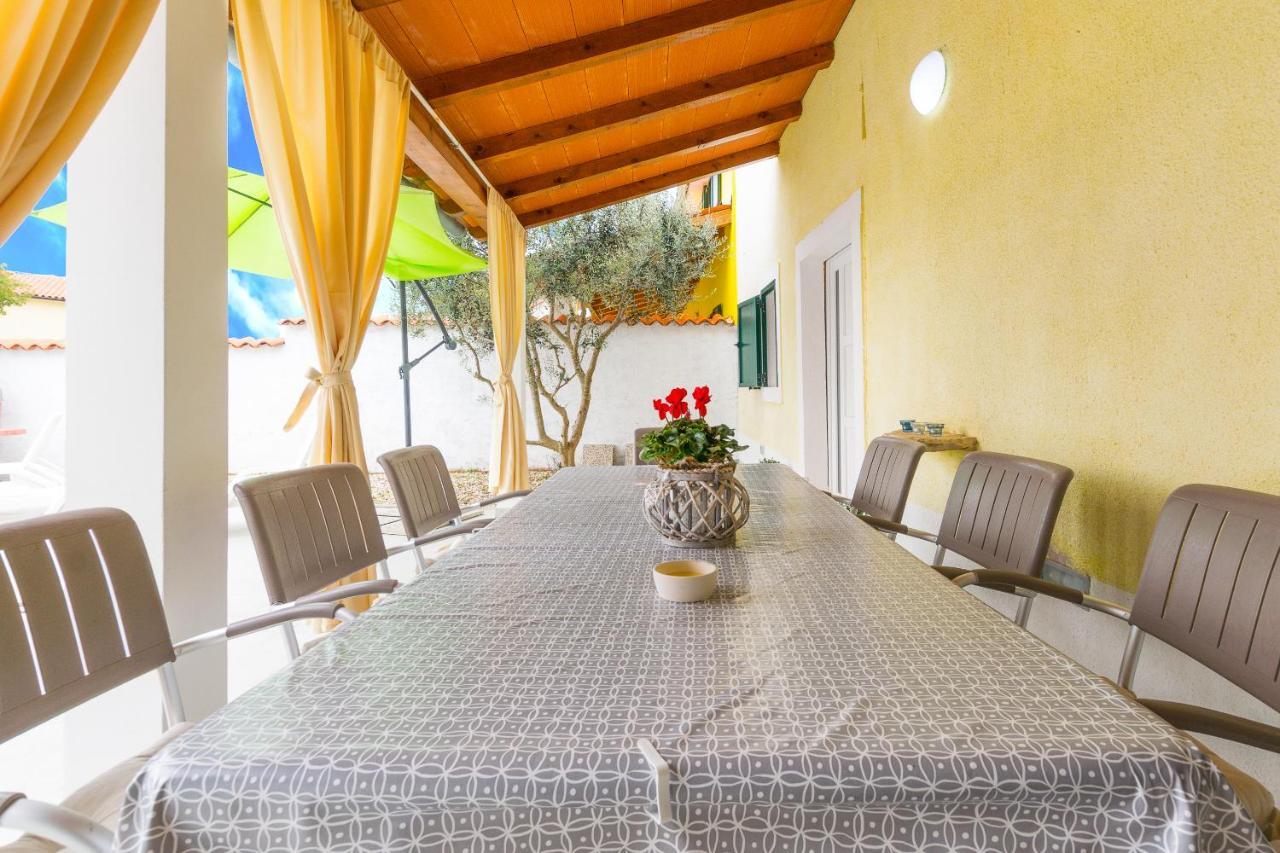 Holiday Home Olga With Pool &Pet Friendly PUY Exterior foto