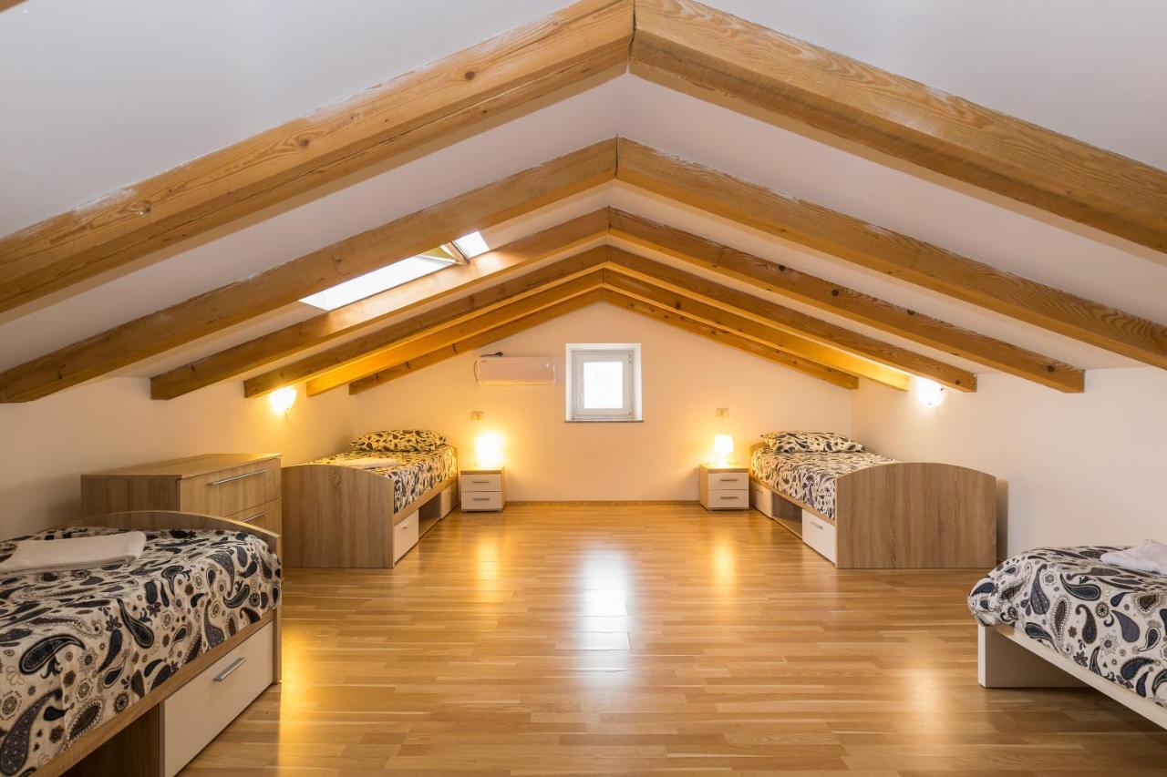 Holiday Home Olga With Pool &Pet Friendly PUY Exterior foto